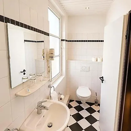 Seerose Hotel *